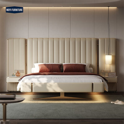 Modern Customized Size Double King Size Italian Bedroom Furniture Set Leather Upholstery Metal Frame Suitable Hotel Home
