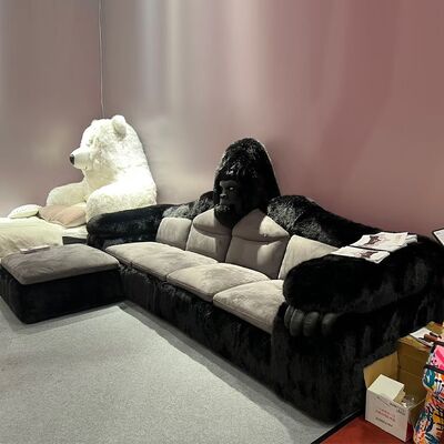 Custom Godzilla Fluff Sofa Creative New Design Indoor Living Room Gorilla Shaped Chesterfield Set Hotel Hall Villa Bed Leather