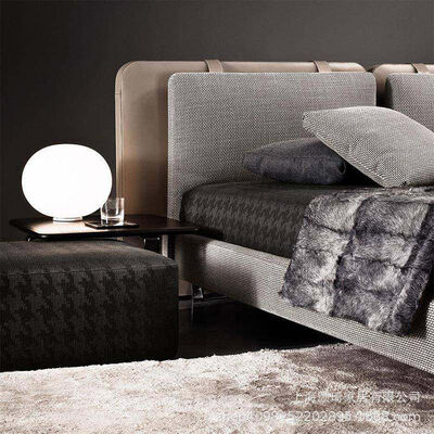 GEDO Modern Luxury Bedroom Furniture Bedroom Set King Size Solid Wood Genuine Leather Bed