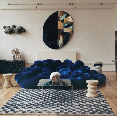 Italy's Unique Creative Design Three-seat Twist Sofa Light Luxury, Soft Fabric, Casual and Fun Legless Sofa