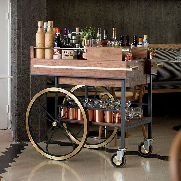 Modern Standard Size Wooden Food Trolley Silver Metal Bar Cart Suitable for Hotel Restaurant Wedding Drinks Presentation