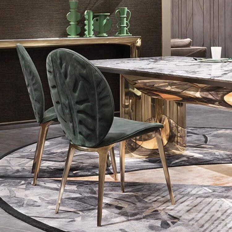 Synthetic Leather Dining Chair Italian Velvet Luxury Green Style Stool Chair with Golden Legs Modern Luxury Armchair